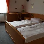 Zum Schwan Affittacamere Steinsfeld